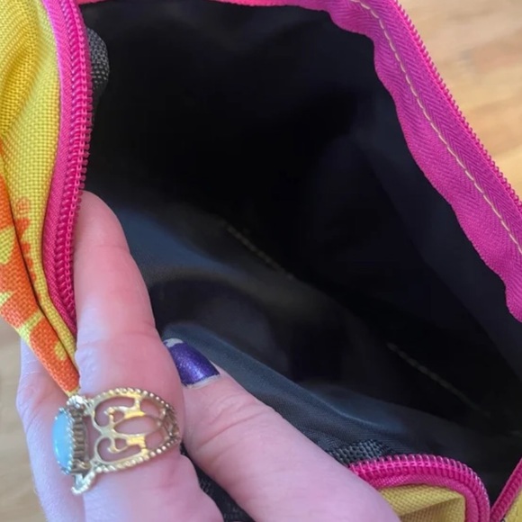 RARE Dunkin Donuts / TwitchCon Fanny Pack - Picture 8 of 10